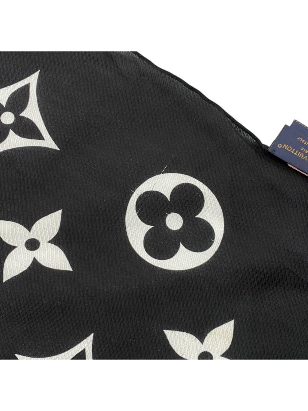 Louis Vuitton Silk Scarf Etole LV Idylle Monogram Noir Black Pink - Picture 5 of 10